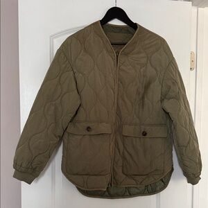 Zara Olive Quilted Jacket Size M tags removed